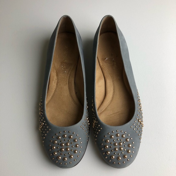 AEROSOLES BECXTREME Gray w/Gold rivets, Flats NWOT - Picture 4 of 8